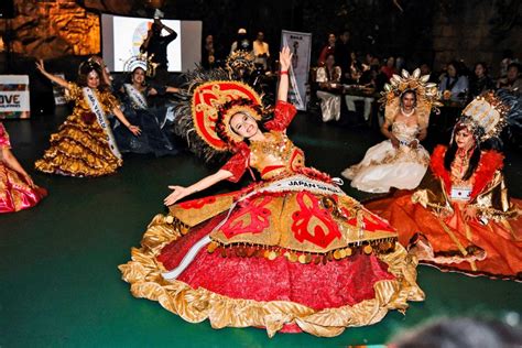 Damhin ang Masiglang Kultura ng Bangkok: Isang Gabay sa Mga .